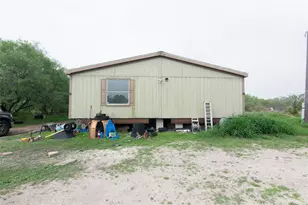 8858 Co Rd 615, Skidmore, TX 78389 - Photo 23
