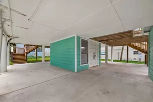 921 Ivy Rd, Clear Lake Shores, TX 77565 - Photo 43