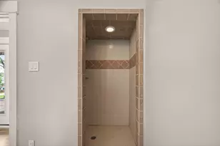 921 Ivy Rd, Clear Lake Shores, TX 77565 - Photo 39