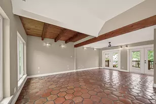 921 Ivy Rd, Clear Lake Shores, TX 77565 - Photo 11