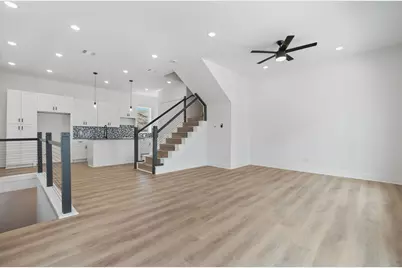 205 Foxshire Lane, Houston, TX 77047 - Photo 3