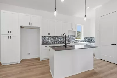 205 Foxshire Lane, Houston, TX 77047 - Photo 7