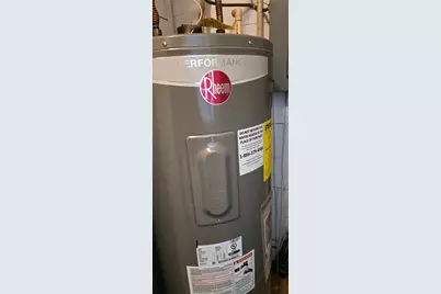 1011 6th Street, East Bernard, TX 77435 - Photo 15