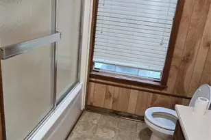 1011 6th St, East Bernard, TX 77435 - Photo 17