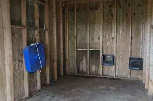 1011 6th St, East Bernard, TX 77435 - Photo 27