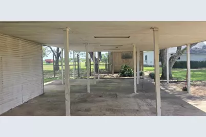 1011 6th Street, East Bernard, TX 77435 - Photo 29