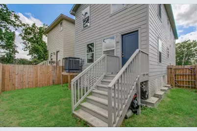 2206 Abernathy Street, Houston, TX 77026 - Photo 3