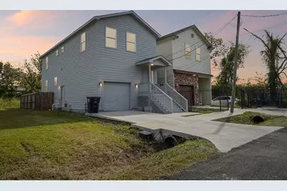 2206 Abernathy Street, Houston, TX 77026 - Photo 1