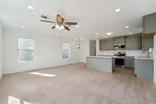 2206 Abernathy St, Houston, TX 77026 - Photo 11