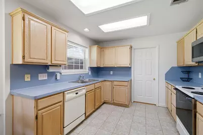 4406 Mill River Court, Pasadena, TX 77505 - Photo 15