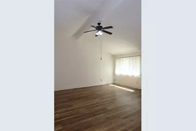 17122 Coachmaker Drive, Friendswood, TX 77546 - Photo 5