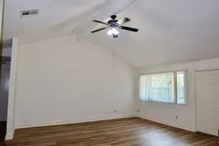 17122 Coachmaker Dr, Friendswood, TX 77546 - Photo 7