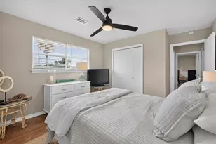 615 Warsaw St, Bayou Vista, TX 77563 - Photo 19