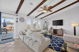 615 Warsaw St, Bayou Vista, TX 77563 - Photo 11