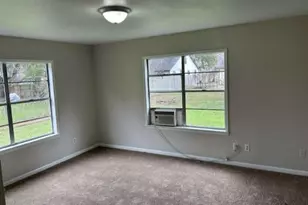 201 Smith St, Clute, TX 77531 - Photo 17