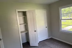 201 Smith St, Clute, TX 77531 - Photo 11