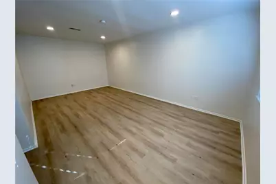 2 N Waxberry Road, The Woodlands, TX 77381 - Photo 13