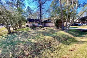 2 N Waxberry Rd, The Woodlands, TX 77381 - Photo 3