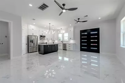 1102 36th Street, Galveston, TX 77550 - Photo 7