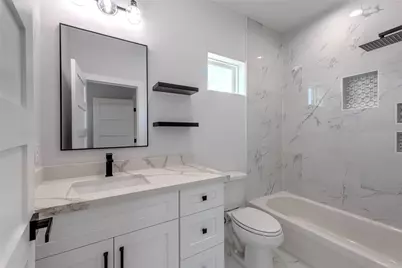 1102 36th Street, Galveston, TX 77550 - Photo 23