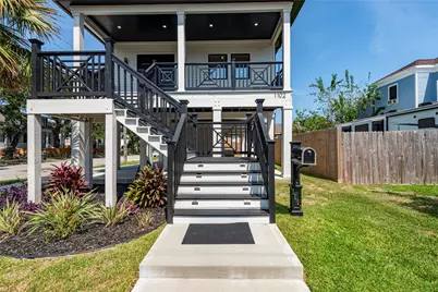 1102 36th Street, Galveston, TX 77550 - Photo 3