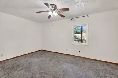114 Hillendale Dr, Livingston, TX 77351 - Photo 21
