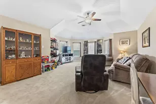 2873 Colony Falls Ln, Dickinson, TX 77539 - Photo 19