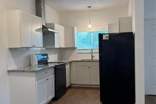 9834 Pelsey St Unit B St, Houston, TX 77029 - Photo 13