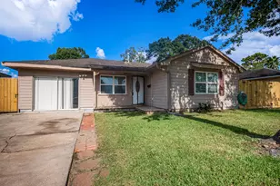 10619 Wheaton Dr, Houston, TX 77089 - Photo 1