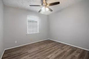 10619 Wheaton Dr, Houston, TX 77089 - Photo 13