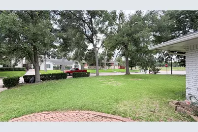 3310 N Braeswood Boulevard, Houston, TX 77025 - Photo 19