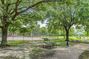 701 Bering Dr, Houston, TX 77057 - Photo 35