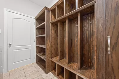 5019 Landon Lane, Baytown, TX 77523 - Photo 15