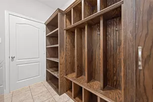 5019 Landon Ln, Baytown, TX 77523 - Photo 15