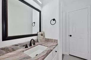 6911 Gossamer Ln, Sugar Land, TX 77479 - Photo 39