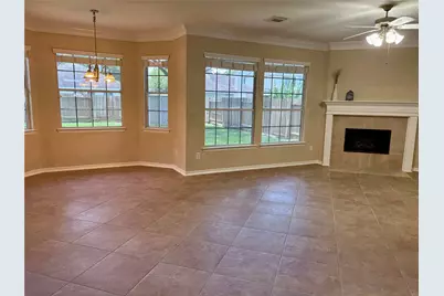 5607 Eagle Sky Boulevard, Katy, TX 77449 - Photo 5