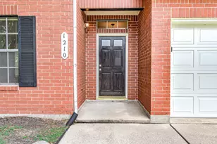 1210 Sandy Plains Ln, Houston, TX 77062 - Photo 3