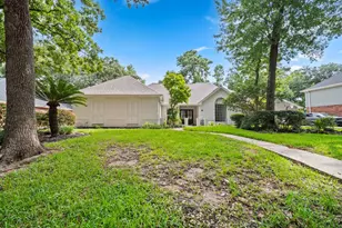 18 Windsor Dr, Conroe, TX 77304 - Photo 3