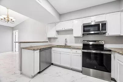 10555 Turtlewood Court #1905, Houston, TX 77072 - Photo 5