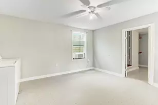 2721 Engelke St, Houston, TX 77003 - Photo 17