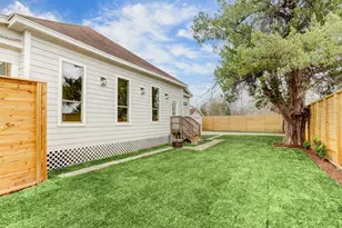 2721 Engelke St, Houston, TX 77003 - Photo 21