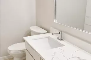 4633 Wild Indigo St, Houston, TX 77027 - Photo 5