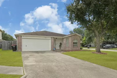 18015 Kirk Forest Court, Humble, TX 77346 - Photo 3