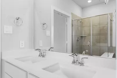 5403 Kingdom Heights Boulevard #D, Rosenberg, TX 77471 - Photo 31