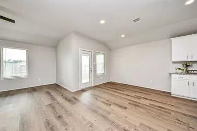 13973 Leigh Lake Ln, Conroe, TX 77384 - Photo 9