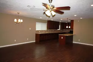 1766 Maux Dr, Houston, TX 77043 - Photo 11