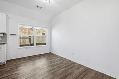 23846 Via Leoni Drive, New Caney, TX 77357 - Photo 5