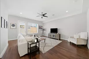 8816 Hollister Square Ct, Houston, TX 77080 - Photo 15