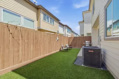 8816 Hollister Square Court, Houston, TX 77080 - Photo 31