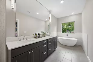 5207 Amber Sunrise Dr, Houston, TX 77018 - Photo 25
